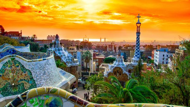 Park Guell mit Sonnenuntergang