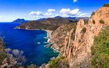 rote Felsen der Calanques de Piana, Korsika