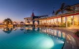 Villaggio Stromboli, Ricadi, Pool am Abend