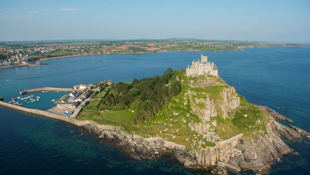 St Michaels Mount an der Küste von Cornwall