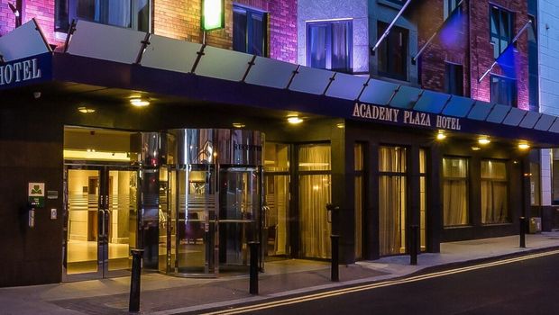 Hoteleingang  Academy Plaza Hotel Dublin