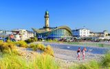Leuchtturm und Teepott in Rostock-Warnemünde