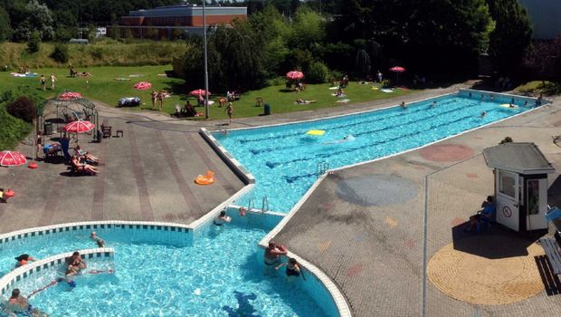 Swimmingpool Hotel De Bonte Wever, Assen