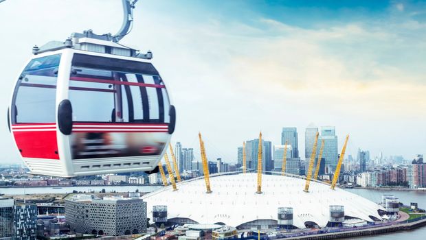 Seilbahn und Blick über London