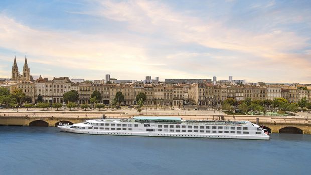 MS Cyrano de Bergerac
