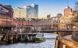 Hamburg, Speicherstadt mit Blick zur Elbphilharmonie