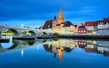 Regensburg, Alte Brücke mit Altstadt