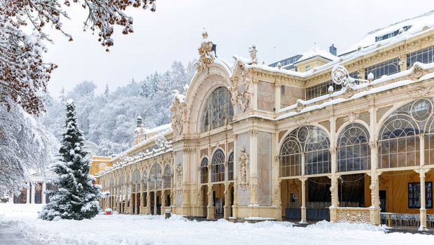 Marienbad, Kolonnade im Winter