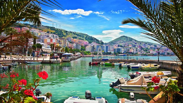 Saranda - Hafenimpressionen