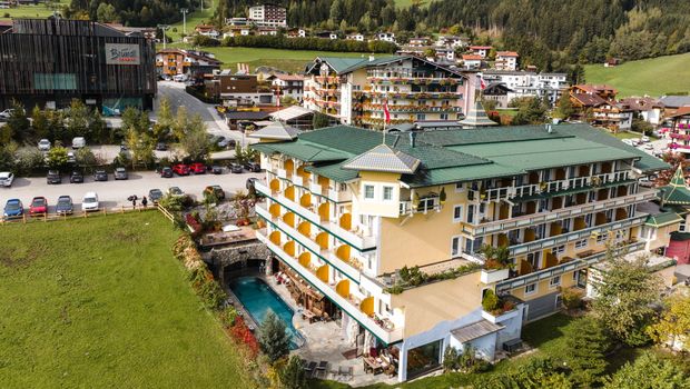 Außenansicht Hotel Kohlerhof in Fügen