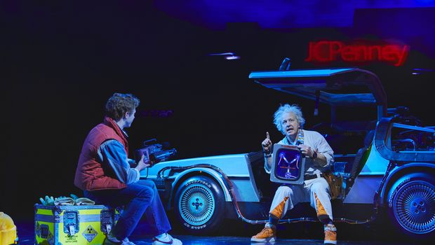 Zurück in die Zukunft, Caden Brauch (Marty McFly) and Cory English (Doc Brown)
