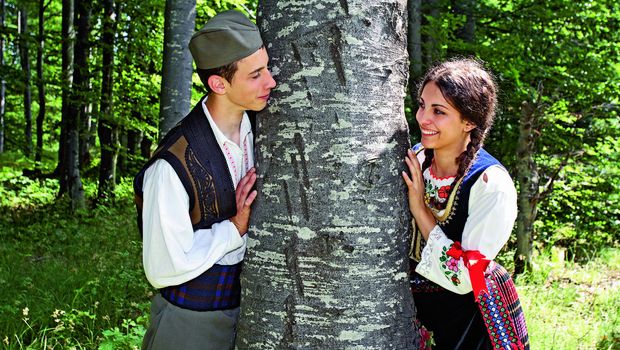 Serbische traditionelle Kleidung; Serbische Trachten