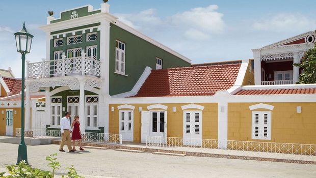 Kolonialfassaden in Oranjestad 