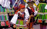 Kinder in polnischer Tracht