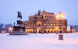 Dresden, Semperoper im Lichterglanz