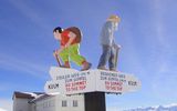 Wegweiser auf dem Rigi Kulm