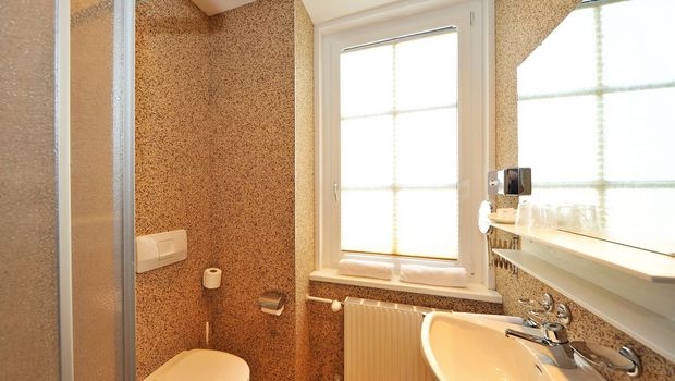 Badezimmer_3 Beispiel Hotel Ertl