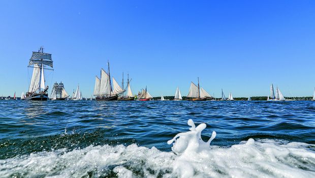 Mitten in der Windjammerparade - Kiel