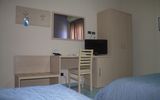 minimalistische Zimmer im Hotel Tourist auf Sizilien in Italien