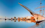Stralsund, Hafen mit Ozeaneum