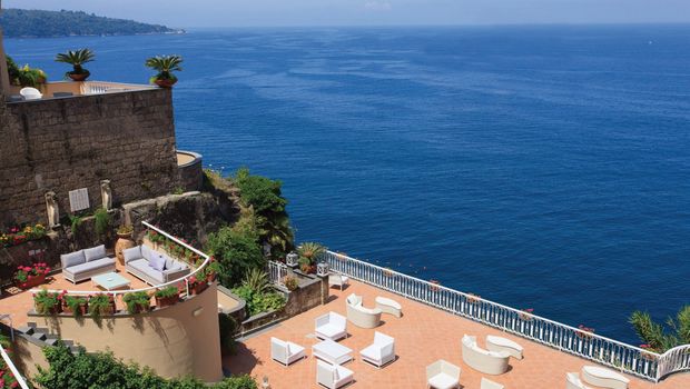 Blick auf das Meer am Hotel Corallo bei Sorrent in Italien
