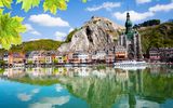 Notre Dame von Dinant und Maas in Belgien
