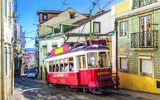 Typische Strassenbahn in Lissabon
