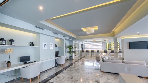 Hotel Contessa, Lobby