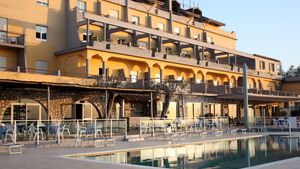 Außenbereich von Arthotel Gran Paradiso bei Sorrent in Italien