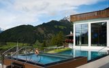Außenpool und Jacuzzi, Hotel Goldried