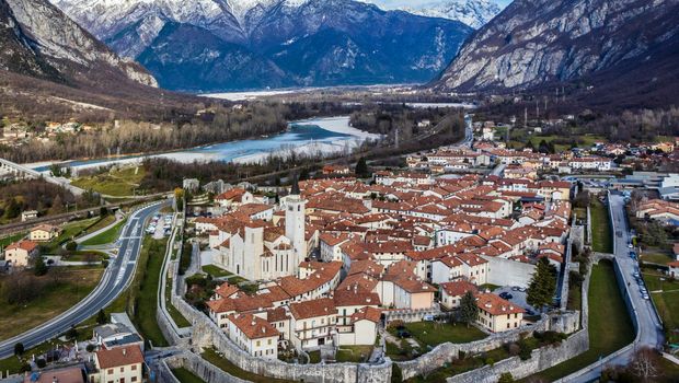 Venzone Italien