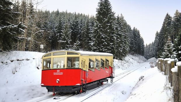 Oberweißbacher Berg- und Schwarzatalbahn