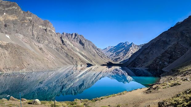 Laguna del Inka in Chile