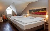 Zimmer Studio Familienzimmer, H+ Hotel Stuttgart Herrenberg