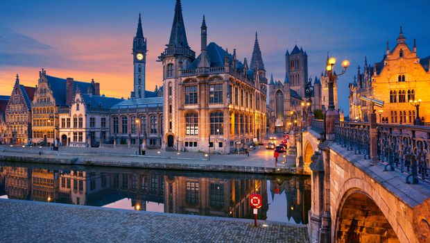 Gent bei Nacht