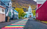 Buntes Dörfchen Seydisfjördur